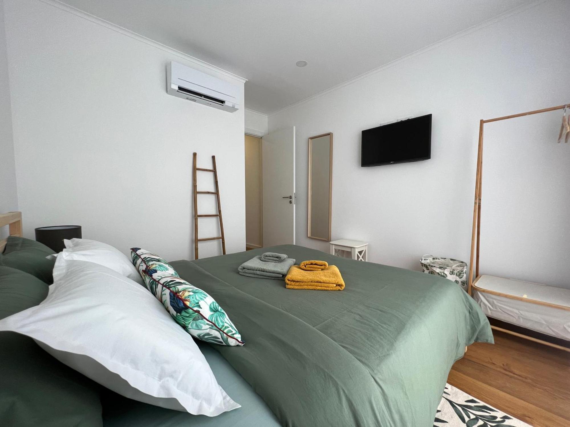 Urban 41 Guest House Понта Делгада Екстериор снимка